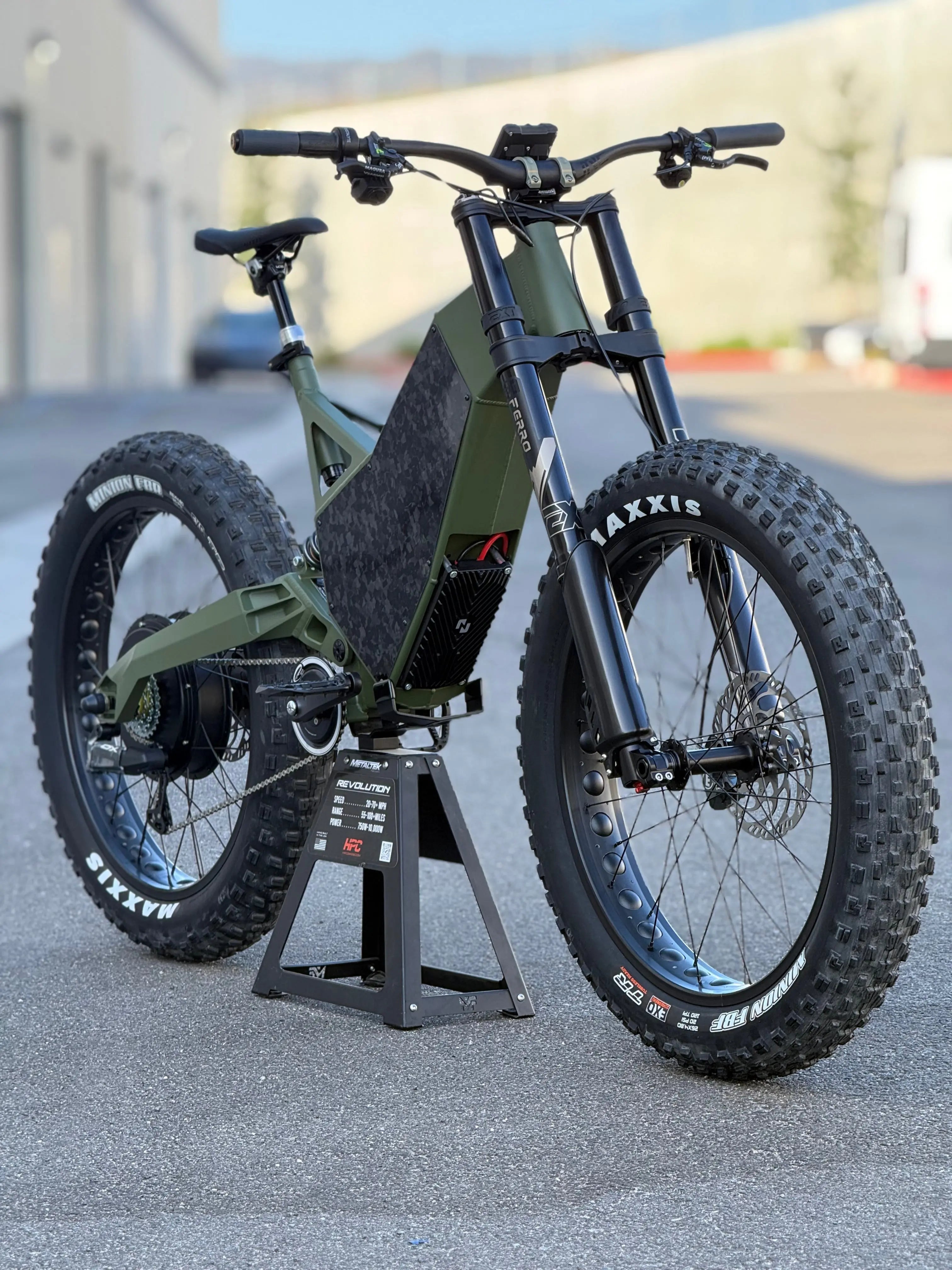 REVOLUTION MAXX Hi Power Cycles