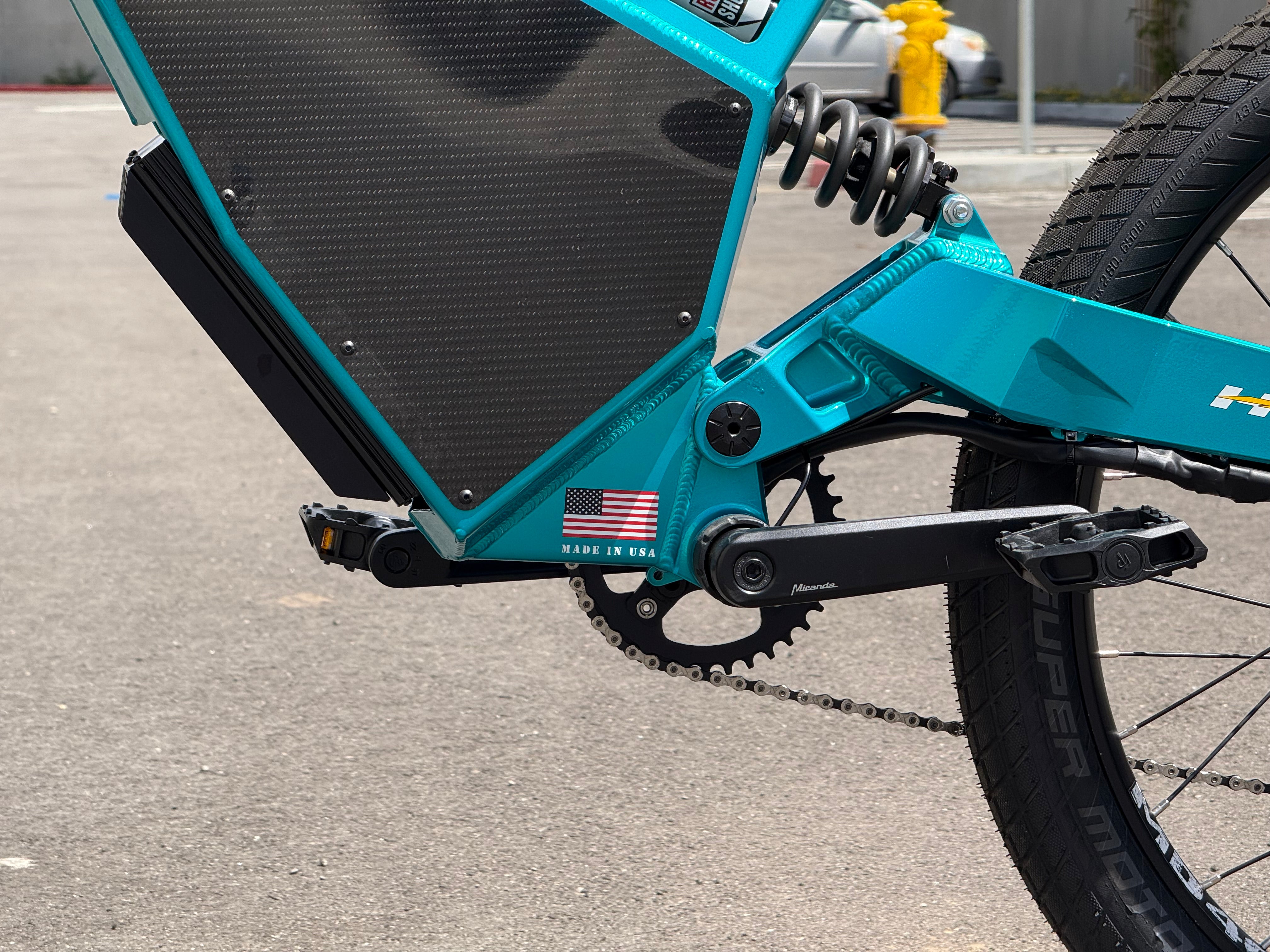SPECIAL! 8000W Revolution (100 Mile Range / Custom Street Package)